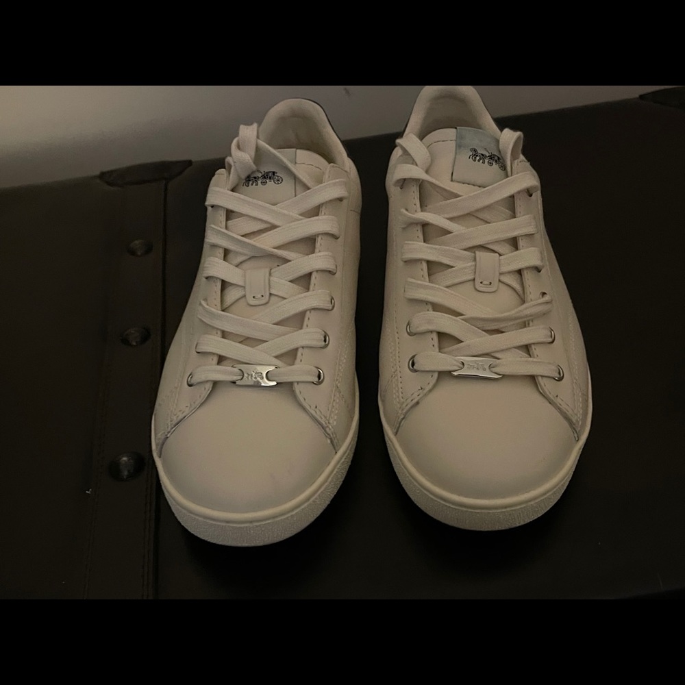 Coach Shoes - Picture 4 of 4